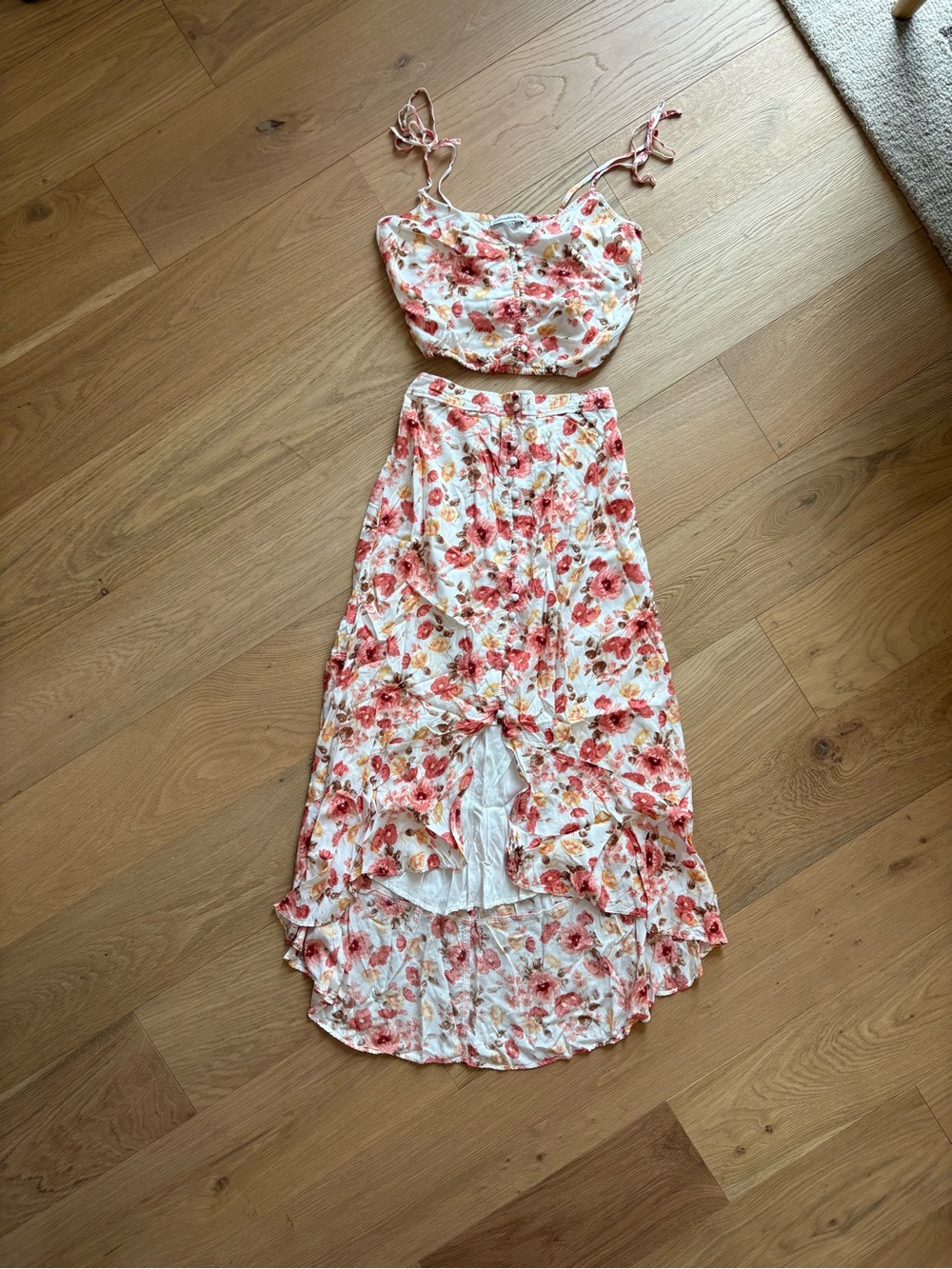 Abercrombie & Fitch Floral Maxi Slit Skirt Set - White with Pink/Coral Flowers